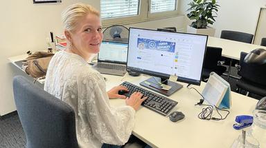 Catharina Lenz gibt online Einblicke in ihren Arbeitsalltag bei Apleona.  