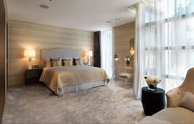 Morpheus London bietet das 404 m2 große Beau House vollständig möbliert und ausgestattet an. Rund 50 Luxus-Wohnprojekte hat das Unternehmen seit den frühen 1990er Jahren fertiggestellt.