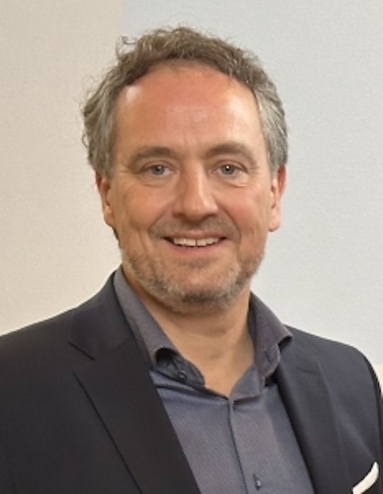 Ulrich Schmitz.