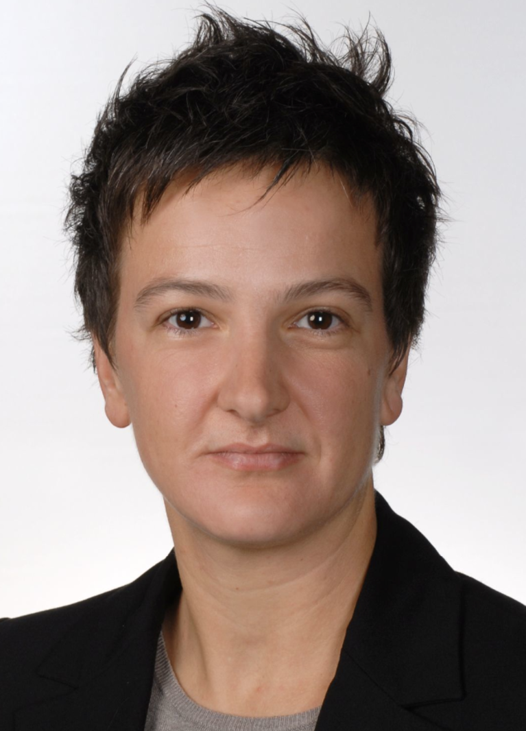 Dr. Susanne Mertens.