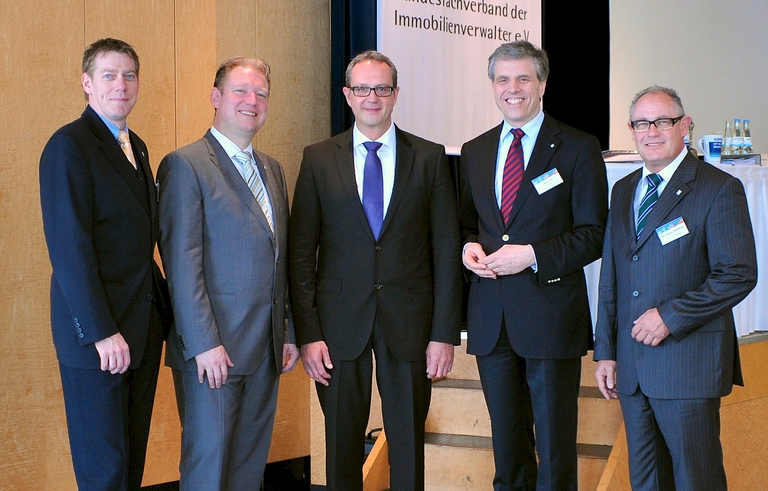 Die Mitglieder des BVI haben ihren Vorstand im Amt bestätigt. Dem Gremium gehören Thorsten Woldenga, Dr. Michael Goßmann, Thomas Meier, Peter W. Patt und Klaus Nahlenz (v.l.n.r.) an. 