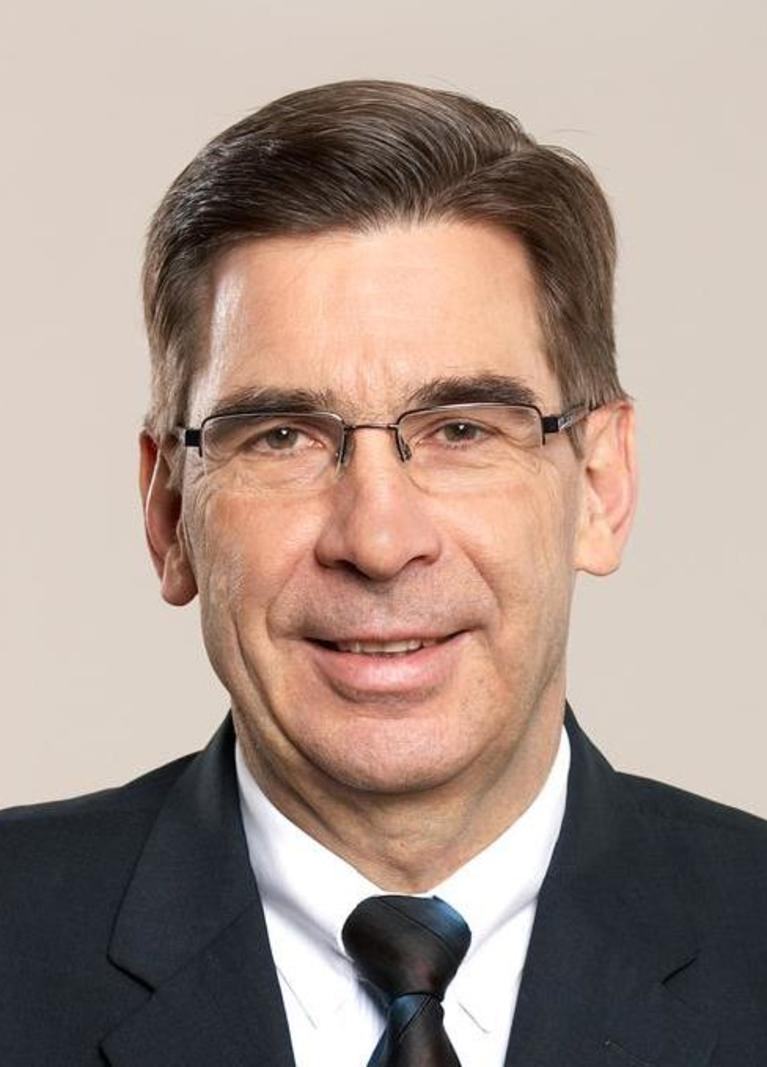 Dr. Matthias Metz.