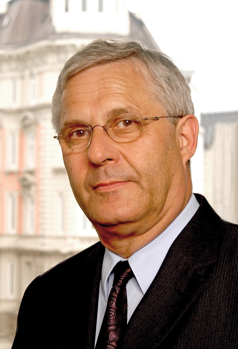 Klaus Hein.