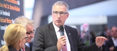 EBZ-Chef Klaus Leuchtmann fordert eine längere Qualifizierung.