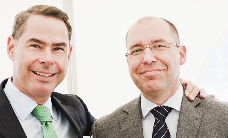 Die Unternehmensgründer Mathias Düsterdick (l.) und Christoph Hüttemann.
