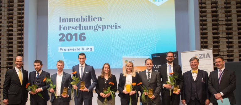 Die strahlenden Sieger des gif-Forschungspreises 2016.
