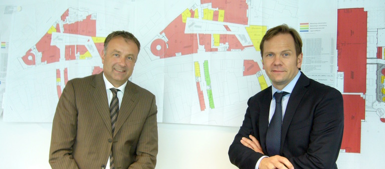 Stefan Andraschak (r.) und Axel Funke auf einem Bild von 2012. Funke und Andraschak führten damals Multi Deutschland.