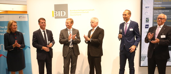 Quelle: Immobilien Zeitung Quelle: Immobilien Zeitung