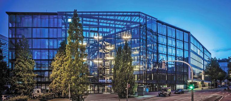 Das Bürogebäude Hanse Forum in Hamburg verwaltet HIH Property Management für Warburg-HIH Invest. 