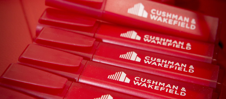 Cushman & Wakefield verzeichnet einen Zugang und zwei Abgänge.